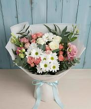 Букет цветов из:  Розы, Лизиантусы и Хризантемы в Чанки