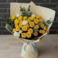 Букет цветов из:  Розы в Чанки