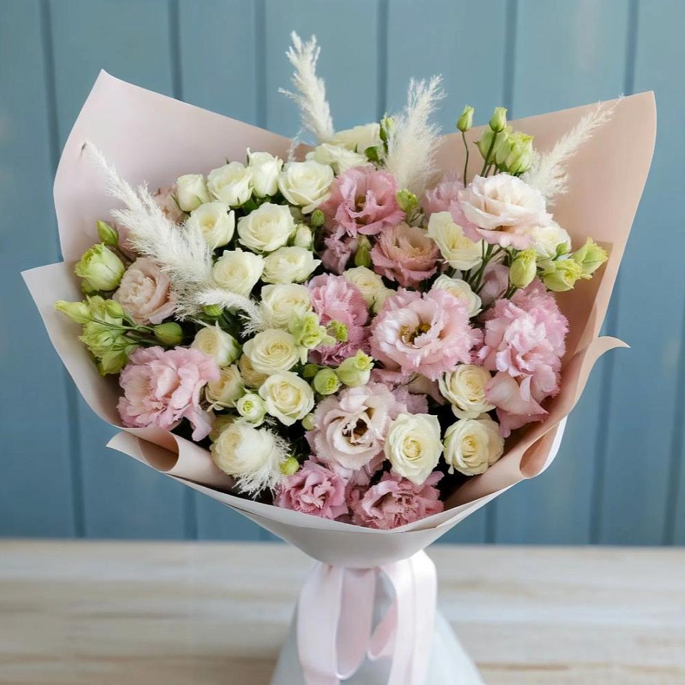 Букет цветов из: Альстромерии и Розы в Чанки