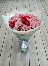 Букет цветов из:  Альстромерии #REPLACE_PRED# Чанки