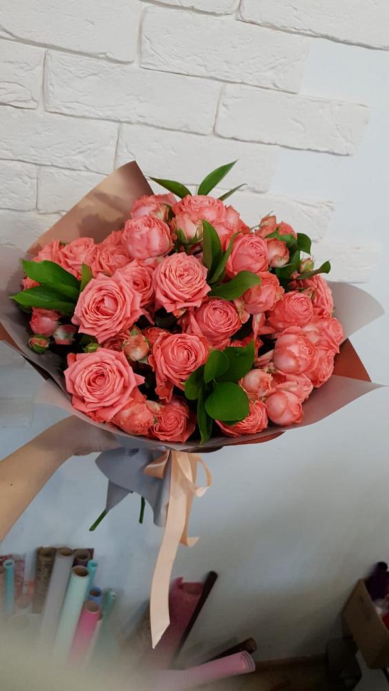 Букет цветов из: Розы в Чанки