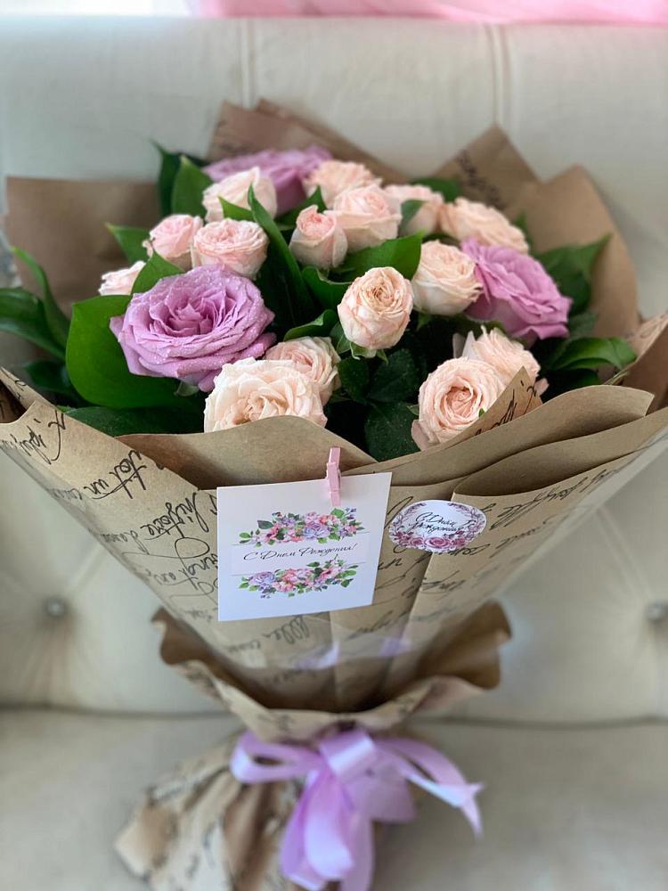 Букет цветов из: Розы в Чанки