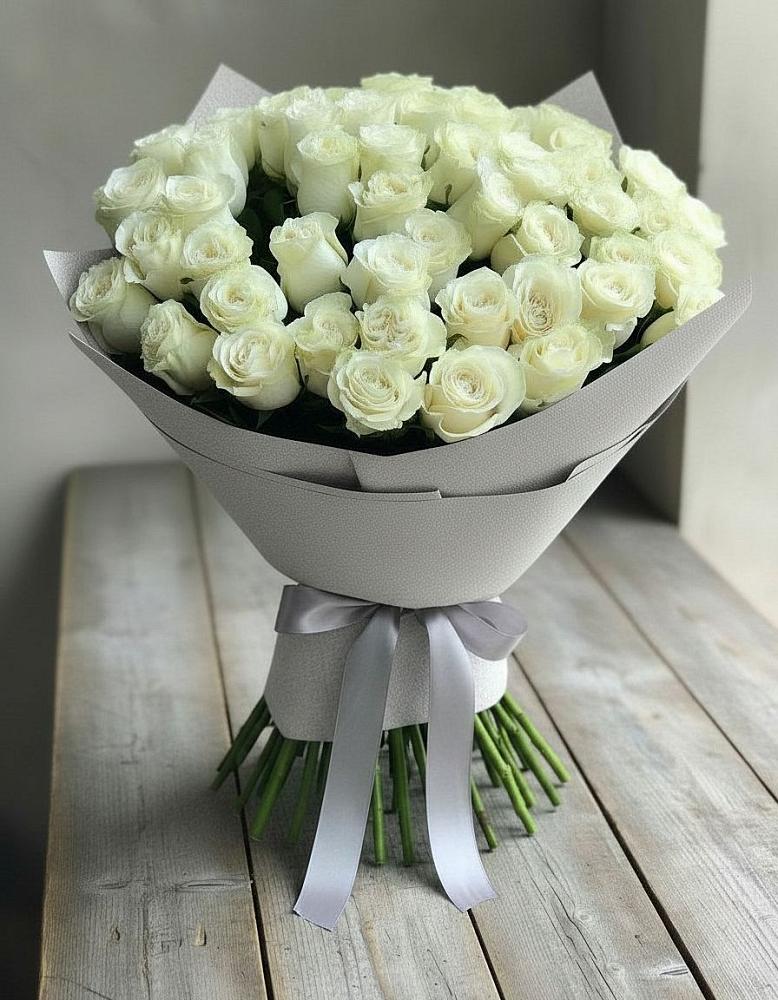 Букет 35 Белых роз в Чанки