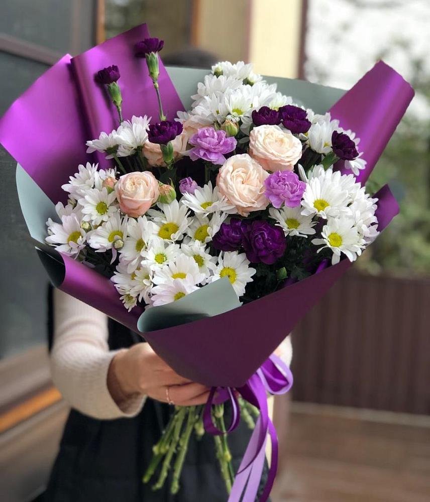 Букет цветов из: Хризантемы, Гвоздики и Розы в Чанки