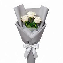 Букет 3 белые розы в Чанки