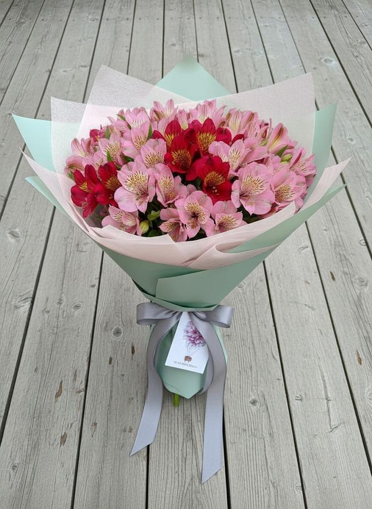 Букет цветов из: Альстромерии в Чанки