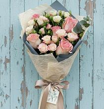 Букет цветов из:  Розы в Чанки