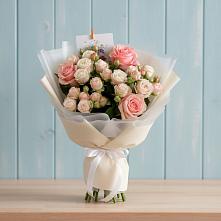 Букет цветов из:  Розы в Чанки