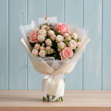 Букет цветов из:  Розы в Чанки