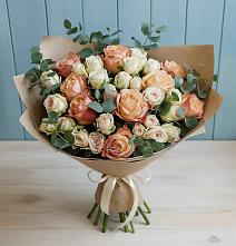 Букет цветов из:  Альстромерии и Розы в Чанки