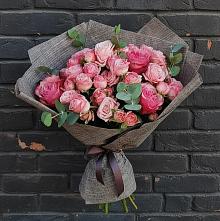 Букет цветов из:  Розы в Чанки