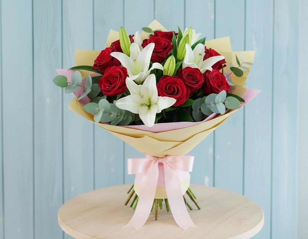 Букет цветов из: Лилии и Розы в Чанки